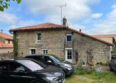 &#8364;161300 - Beautiful Old House With Nice Garden