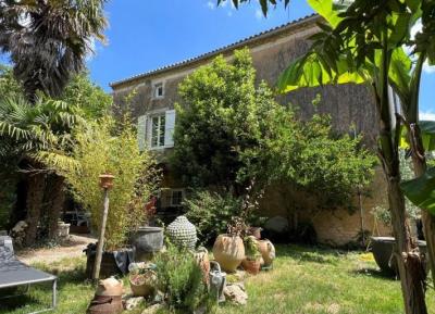 &#8364;265000 - Beautiful Village House With Lovely Exterior And Outbuildings