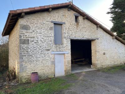 &#8364;191475 - House In A Quiet Area With Barn