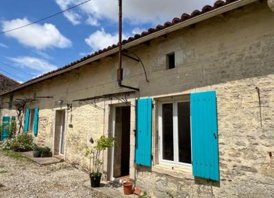 &#8364;186170 - Lovely 2 Bedroom House With Enclosed Grounds