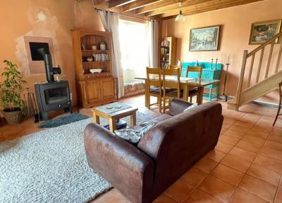 &#8364;144450 - Comfortable, Pretty 3 Bedroom Village House With Enclosed Gardens