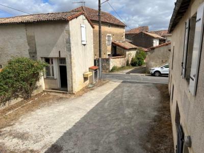 &#8364;265950 - Investment Property - Centre Sauze-vaussais