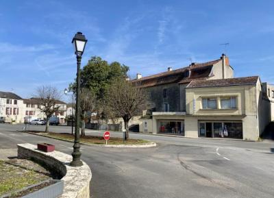 &#8364;64200 - Lovely Little Stone House In The Centre Of Champagne Mouton