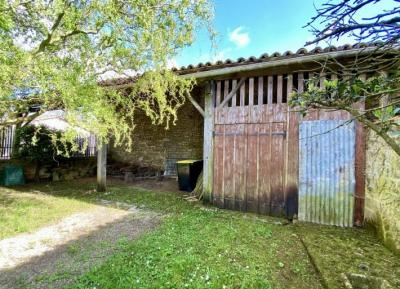 &#8364;185500 - Charming Stone House Close To Verteuil Sur Charente With Bread Oven