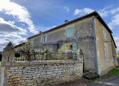 &#8364;185500 - Charming Stone House Close To Verteuil Sur Charente With Bread Oven