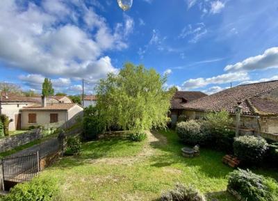 &#8364;185500 - Charming Stone House Close To Verteuil Sur Charente With Bread Oven