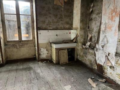 &#8364;65000 - Two Old Buildings To Renovate (old Post Office And Old Village Hall) - Village Centre