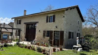 &#8364;499950 - Exceptional 4 Gite Business Complex With Splendid Owners\' Renovated Property And Ma