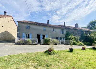 &#8364;70000 - Country House With Great Potential To Finish Renovating