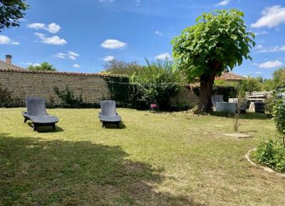 &#8364;139100 - Very Pretty Stone Longere House With Private Gardens