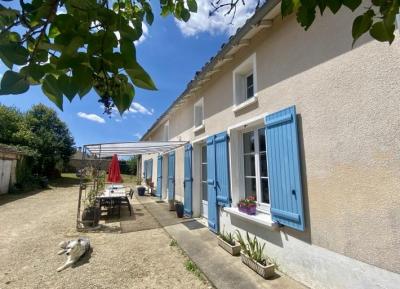 &#8364;139100 - Very Pretty Stone Longere House With Private Gardens