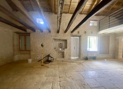 &#8364;514500 - Magnificent Domaine Of Almost A Hectare With 3 Bedrooms, Pool And Gite Potential