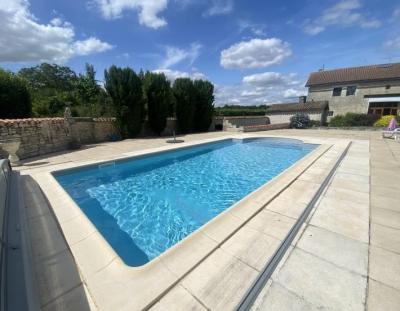 &#8364;514500 - Magnificent Domaine Of Almost A Hectare With 3 Bedrooms, Pool And Gite Potential