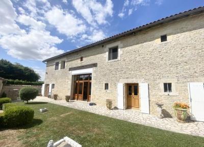 &#8364;514500 - Magnificent Domaine Of Almost A Hectare With 3 Bedrooms, Pool And Gite Potential