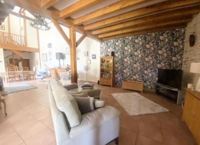 &#8364;514500 - Magnificent Domaine Of Almost A Hectare With 3 Bedrooms, Pool And Gite Potential