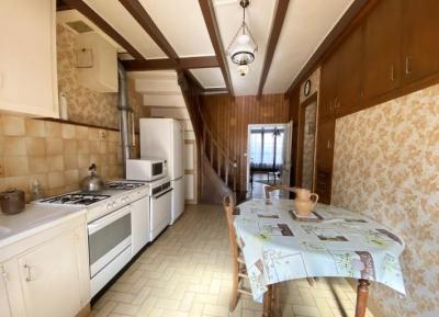 &#8364;92000 - Pretty Stone House With Two Bedrooms In The Centre Of Aunac