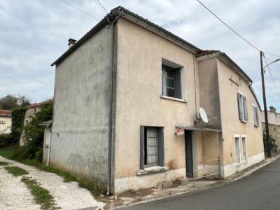 &#8364;60000 - Village House With Large Outbuilding At Rear