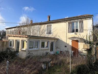 €80640 - 3 Bedroom Old House With Outbuilding (gite Potential) And Fenced Garden