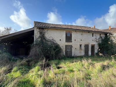 &#8364;80640 - 3 Bedroom Old House With Outbuilding (gite Potential) And Fenced Garden