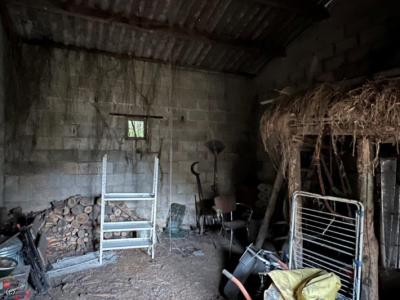 &#8364;24000 - Small Barn Renovate In A Quiet Area - Near Champagne-mouton