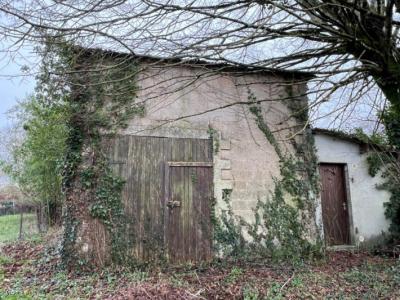 €24000 - Small Barn Renovate In A Quiet Area - Near Champagne-mouton