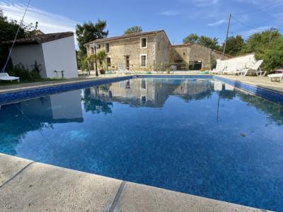 &#8364;396800 - Superb Property With 2 Owners Accommodation, 5 Gites And A Large Swimming Pool