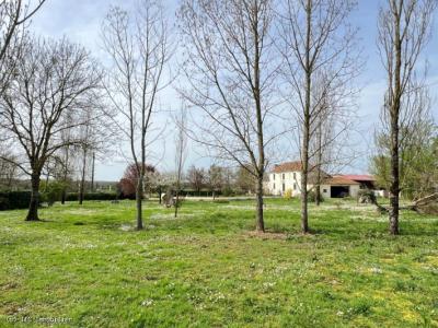 &#8364;199950 - Open Views : Detached \"maison De Maitre\" With Large Garden And Outbuildings