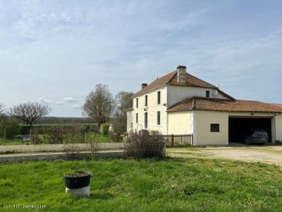 &#8364;199950 - Open Views : Detached \"maison De Maitre\" With Large Garden And Outbuildings