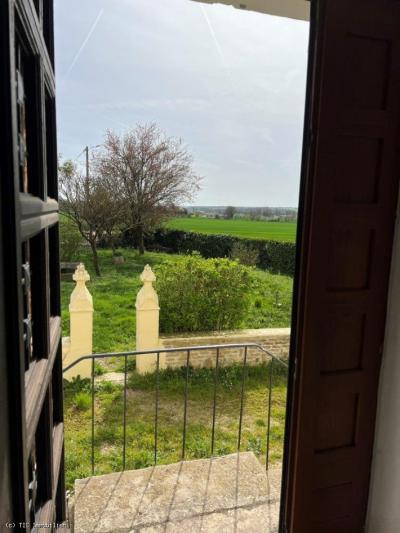 &#8364;199950 - Open Views : Detached \"maison De Maitre\" With Large Garden And Outbuildings