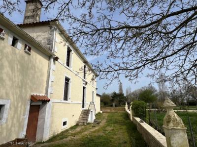 &#8364;199950 - Open Views : Detached \"maison De Maitre\" With Large Garden And Outbuildings