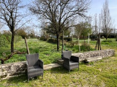 &#8364;199950 - Open Views : Detached \"maison De Maitre\" With Large Garden And Outbuildings