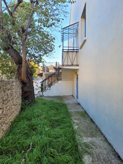 Pretty Village House Offering 85 M2 Of Living Space With Small Garden/courtyard And 2 Terraces.