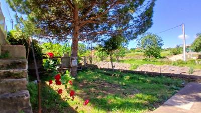 Charming Village House With 3 Bedrooms, A Spacious Garage And A Pleasant 160 M2 Garden