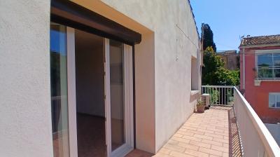 Charming Village House With 3 Bedrooms, A Spacious Garage And A Pleasant 160 M2 Garden