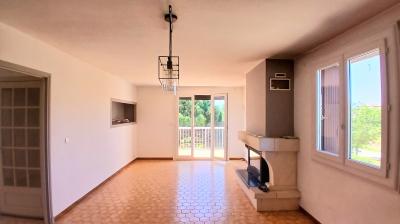 Charming Village House With 3 Bedrooms, A Spacious Garage And A Pleasant 160 M2 Garden