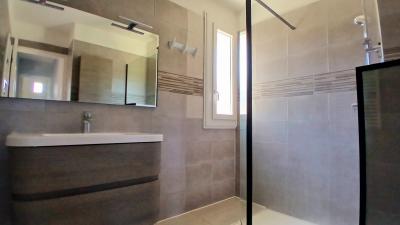 Charming Village House With 3 Bedrooms, A Spacious Garage And A Pleasant 160 M2 Garden