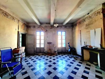 Charming Bourgeoise\'s House To Renovate With 216 M2 Of Living Space, Attic, Garage And Garden.