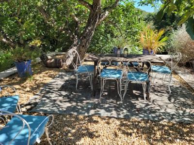 Charming Old Winegrower\'s House With 170 M2 Living Space And A 225 M2 Garden.