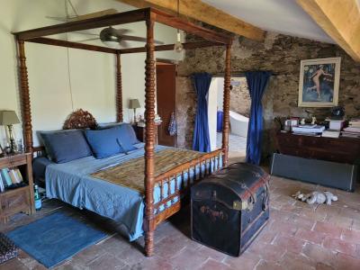 Charming Old Winegrower\'s House With 170 M2 Living Space And A 225 M2 Garden.