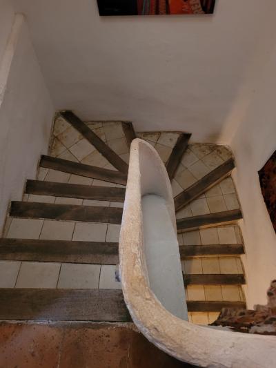 Charming Old Winegrower\'s House With 170 M2 Living Space And A 225 M2 Garden.