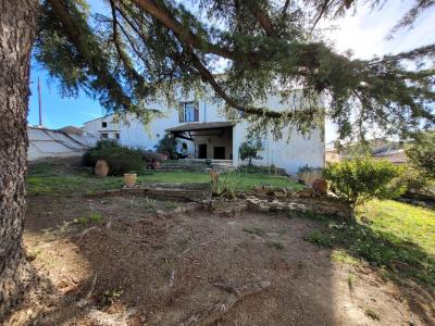 Beautiful And Spacious Former Winegrowing Property With 243 M2 Of Living Space On 1064 M2 Of Land In