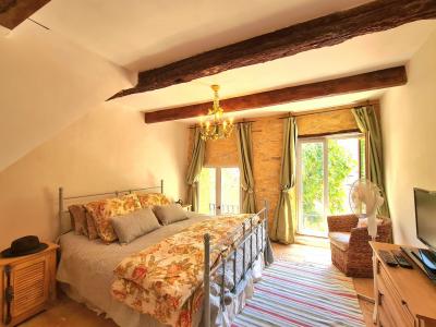 Charming Village House Full Of Character With 3 Bedrooms, 3 Bathrooms And Magnificent Courtyard, In