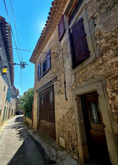 Old Stone Barn Entirely Renovated With 178 M2 Of Living Space, Courtyard, Terrace With Panoramic Vie