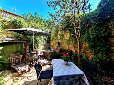 Old Stone Barn Entirely Renovated With 178 M2 Of Living Space, Courtyard, Terrace With Panoramic Vie