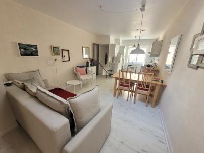 Attractive Village House With 87 M2 Living Space And Roof Terrace In A Lively Seaside Town.