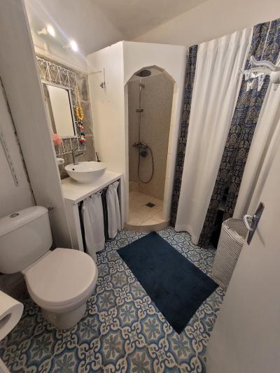 Attractive Village House With 87 M2 Living Space And Roof Terrace In A Lively Seaside Town.