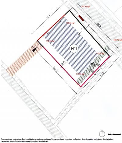 Two Flat And Serviced Building Plots Of 487 M2 And 486 M2, In A Quiet Lane Off A Housing Estate.