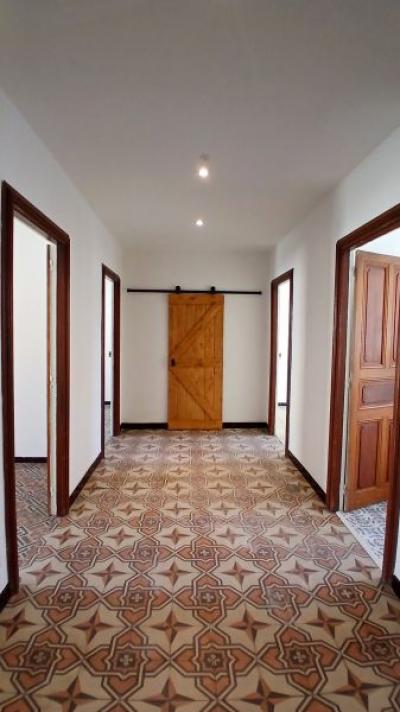 Splendid 18th Century Maison De Maitre With 4 Bedrooms, Vast Garage, Courtyard And Terrace. A Refine