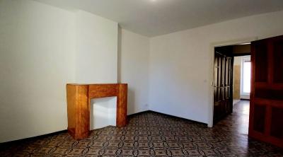 Splendid 18th Century Maison De Maitre With 4 Bedrooms, Vast Garage, Courtyard And Terrace. A Refine