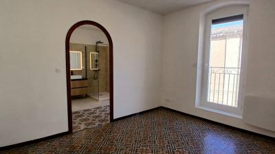 Splendid 18th Century Maison De Maitre With 4 Bedrooms, Vast Garage, Courtyard And Terrace. A Refine